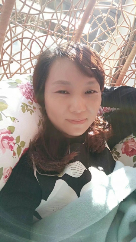 悦己的第一张照片--将乐相亲网