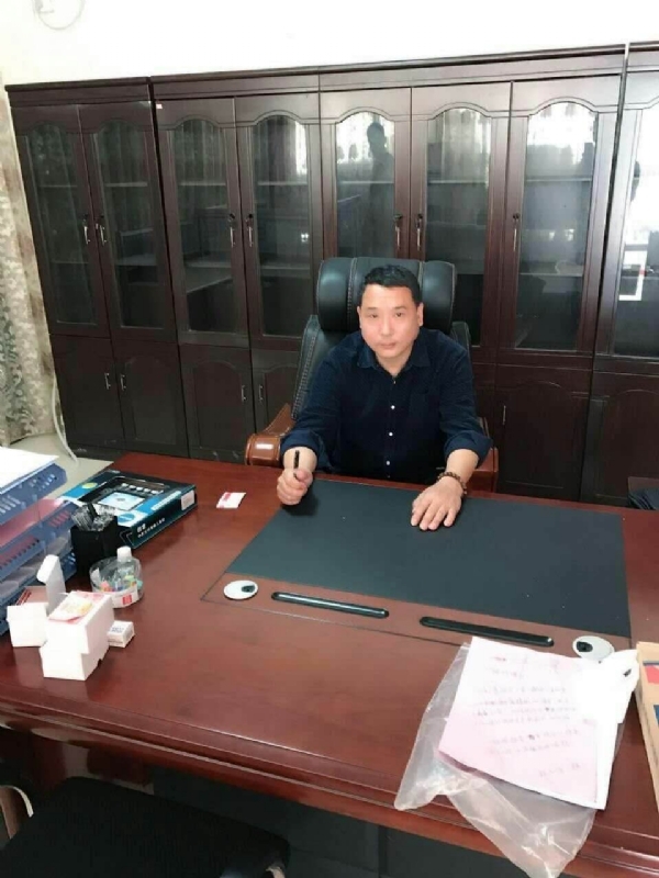 艺术家的第一张照片--将乐相亲网