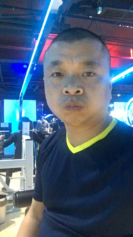 奋斗的第一张照片--将乐相亲网