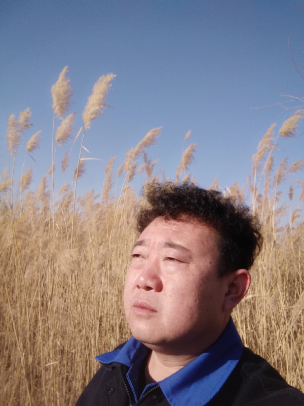 德刚的第一张照片--将乐相亲网