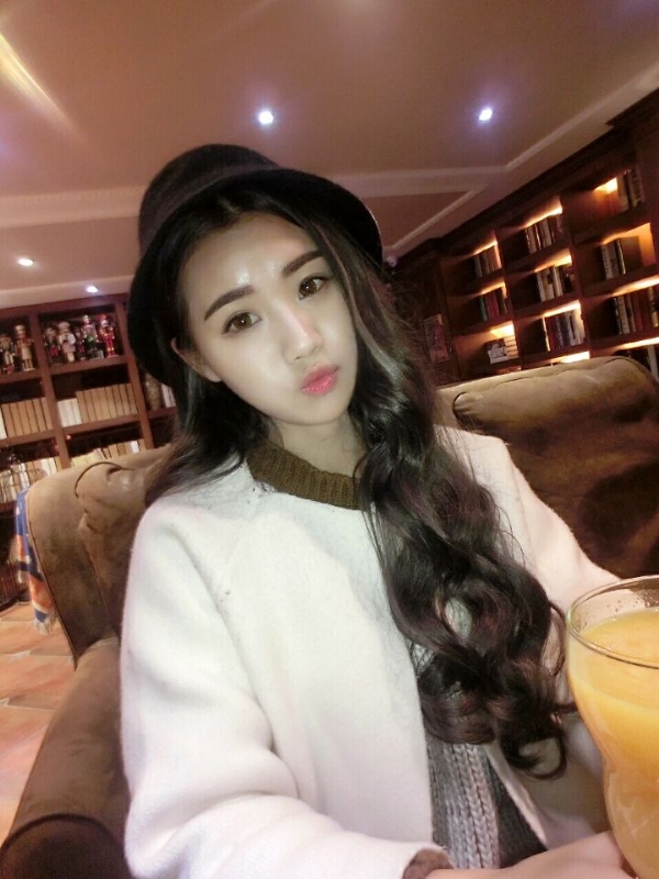 气质小妹的第三张照片--将乐相亲网
