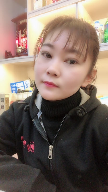 泡沫的第一张照片--将乐相亲网