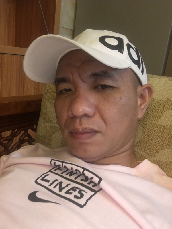 坚持到底的第一张照片--将乐相亲网