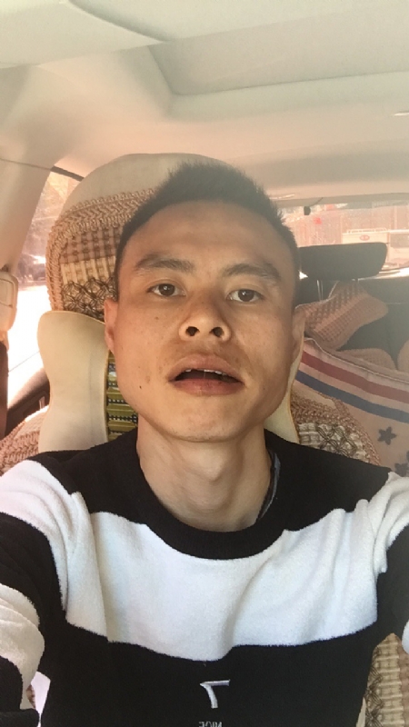 小何的第一张照片--将乐相亲网