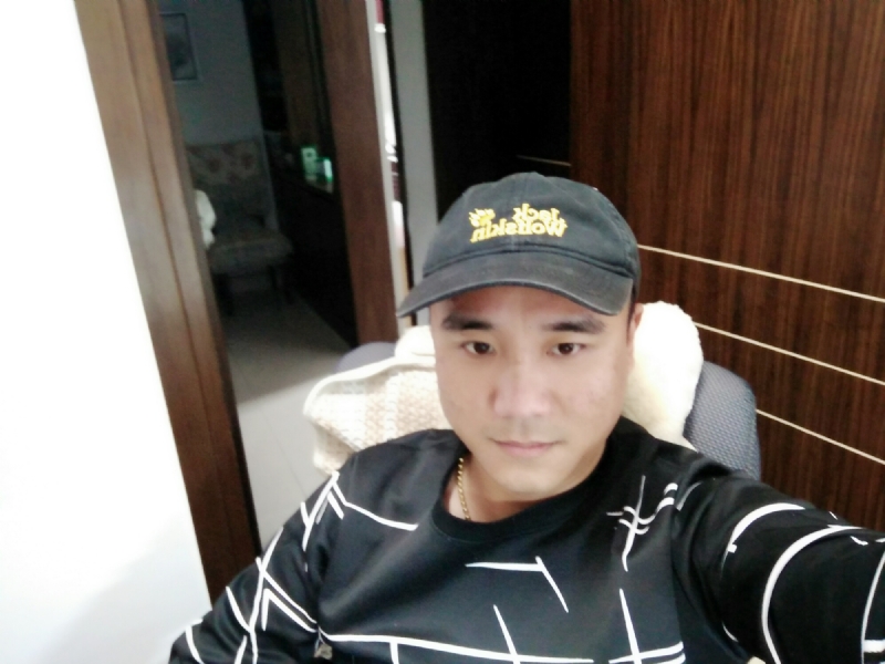 坚持我爱的第一张照片--将乐相亲网