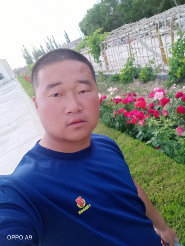 奋斗中的青春最美丽的第一张照片--将乐相亲网