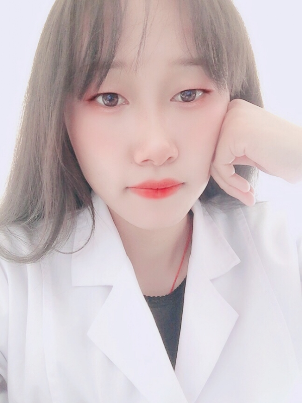 白婚纱的第一张照片--将乐相亲网