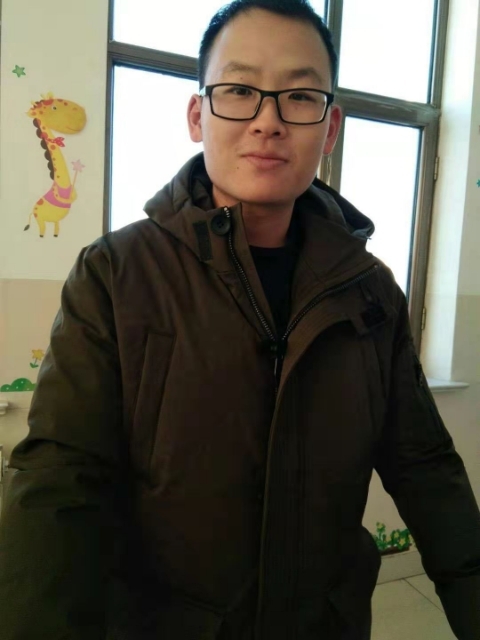 品上男人的第一张照片--将乐相亲网