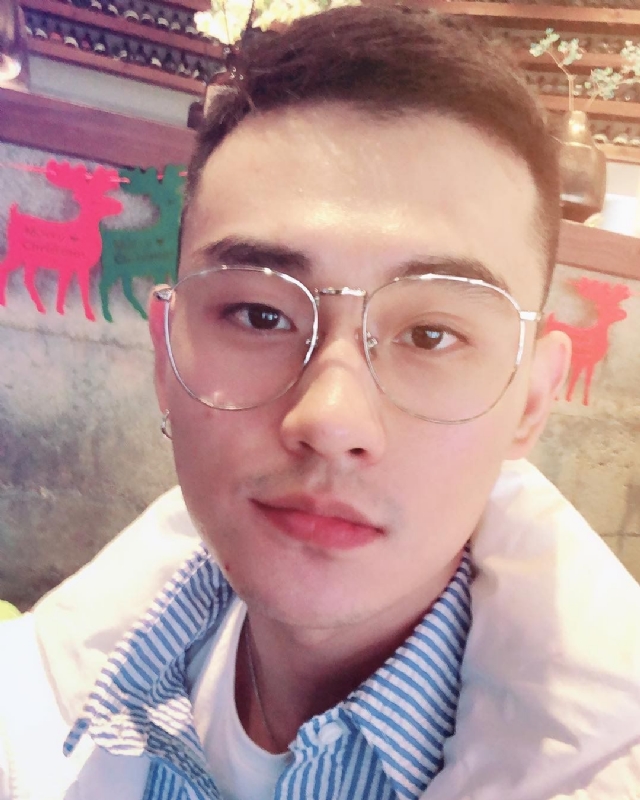 胡强很孤单的第一张照片--将乐相亲网