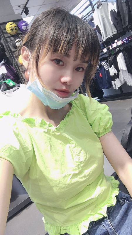 婀娜袅袅的第一张照片--将乐相亲网