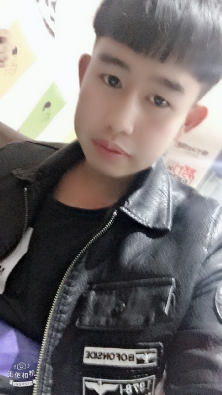 军绿色的第一张照片--将乐相亲网