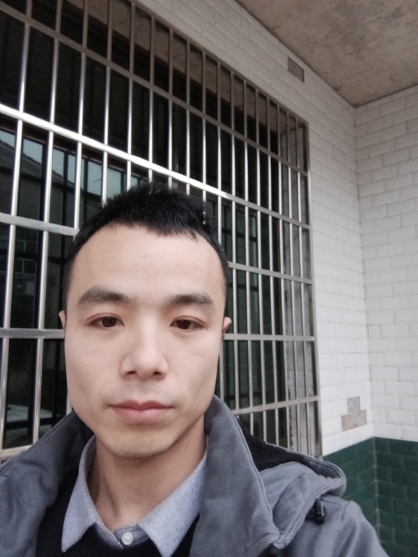 笑得那么开心的第三张照片--将乐相亲网