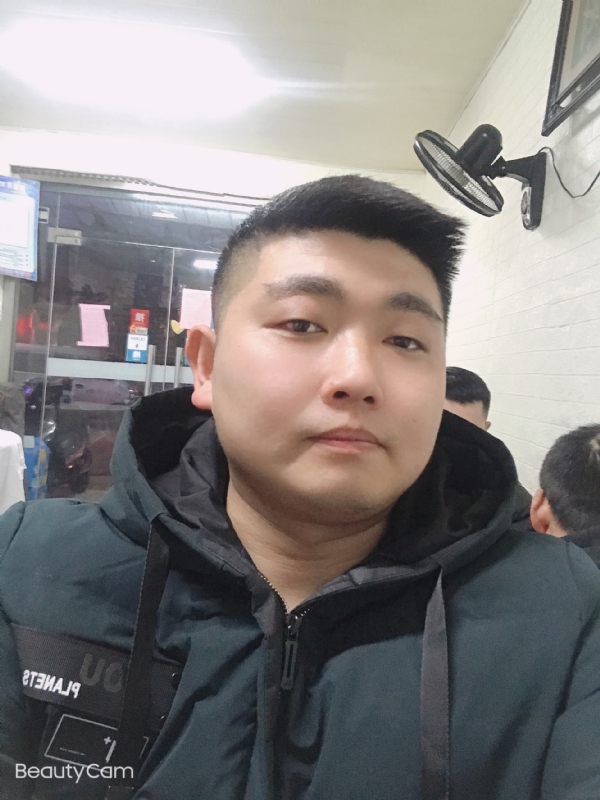 回忆是个小孩的第一张照片--将乐相亲网