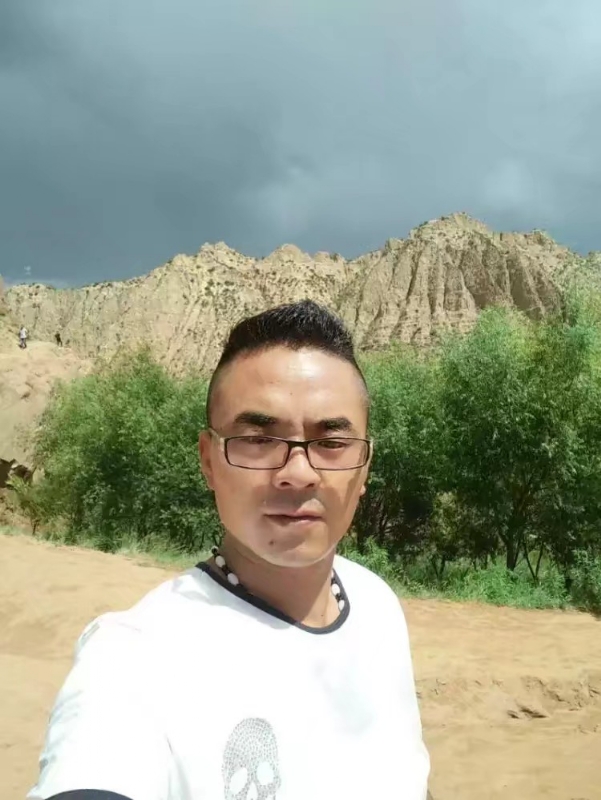 无情的沙尘暴的第一张照片--将乐相亲网