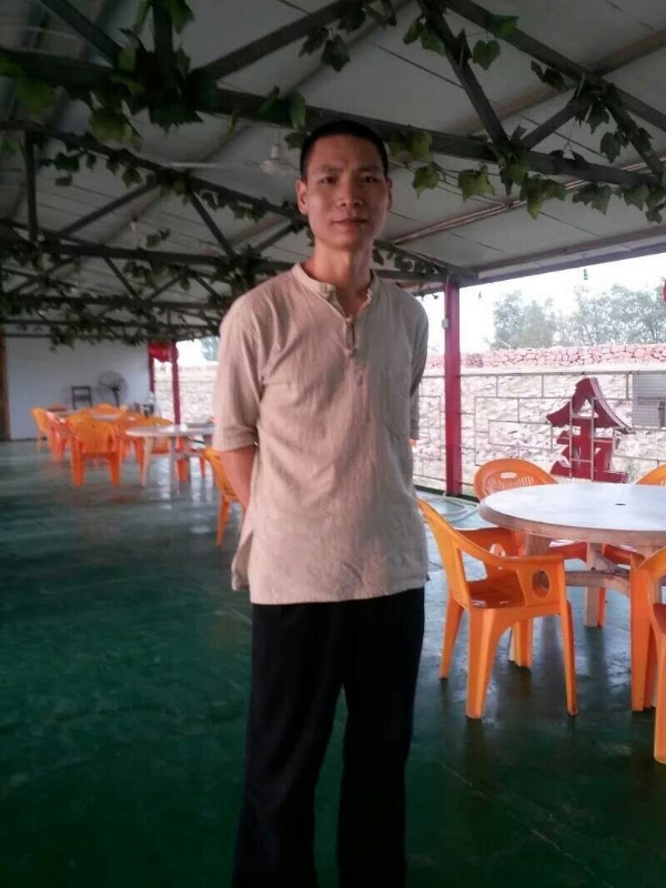 周哥的第三张照片--将乐相亲网