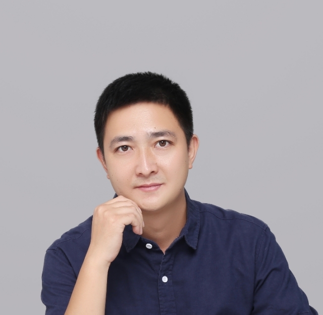小丑的第一张照片--将乐相亲网