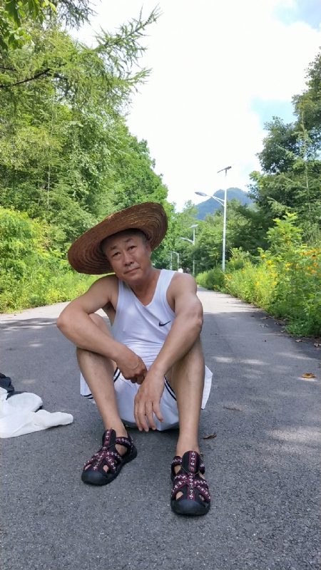 真诚寻伴的第一张照片--将乐相亲网