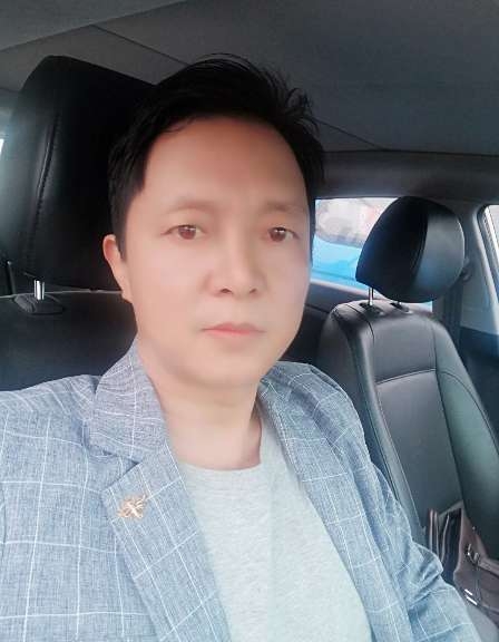 深蓝的第一张照片--将乐相亲网