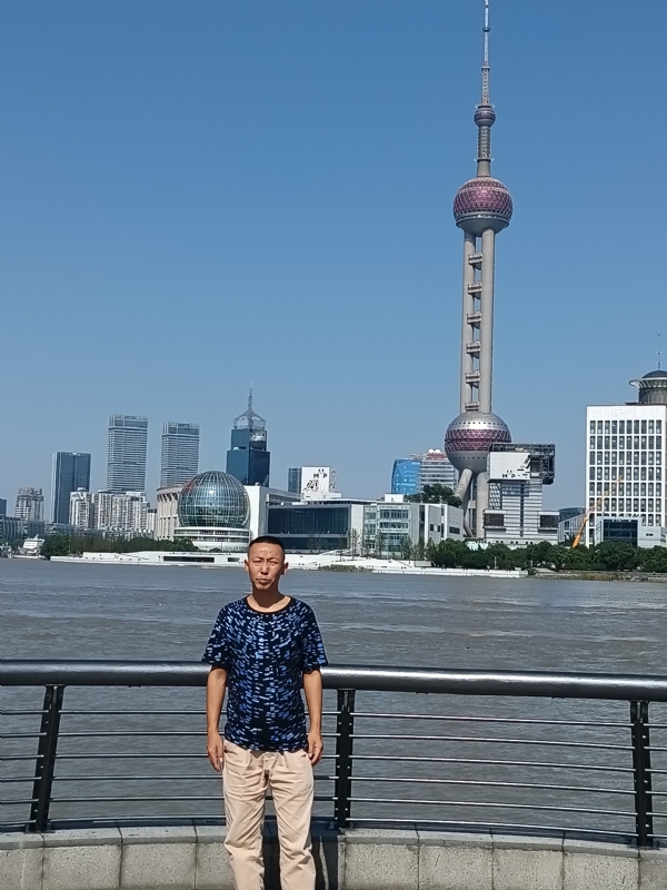 伪装浪漫的第一张照片--将乐相亲网