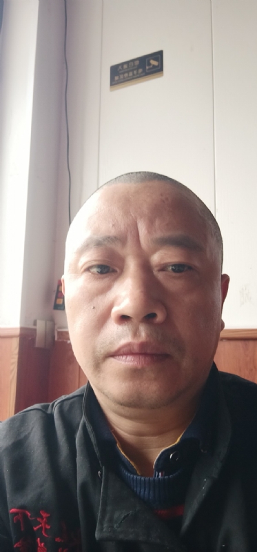 快乐人生的第一张照片--将乐相亲网