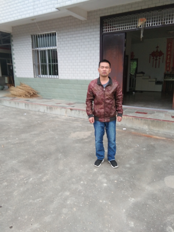 阿泉的第一张照片--将乐相亲网