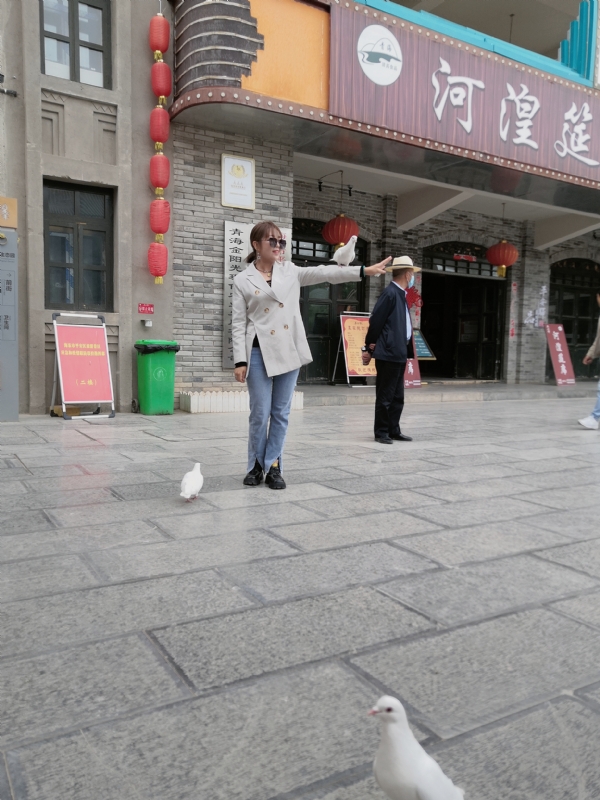 艳艳的第一张照片--将乐相亲网