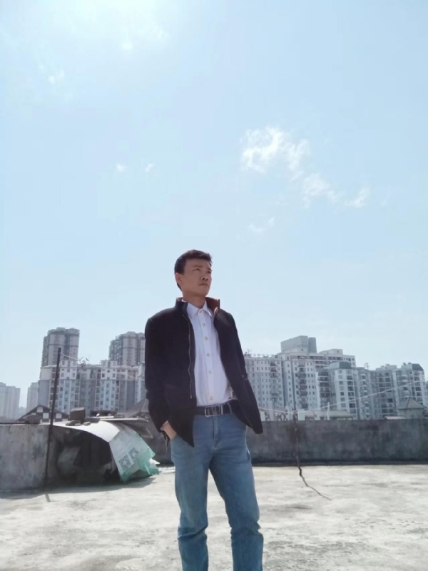 蓝色心情的第一张照片--将乐相亲网