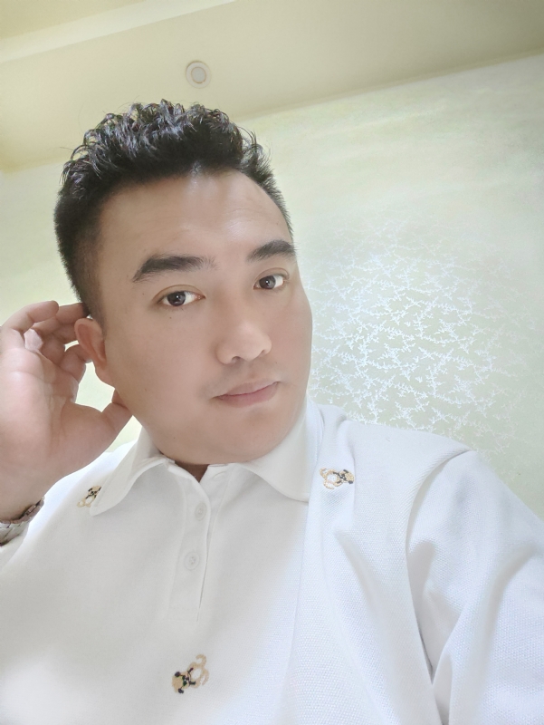 哈哈先生的第一张照片--将乐相亲网