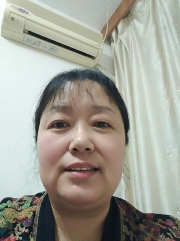 雨中漫步的第一张照片--将乐相亲网