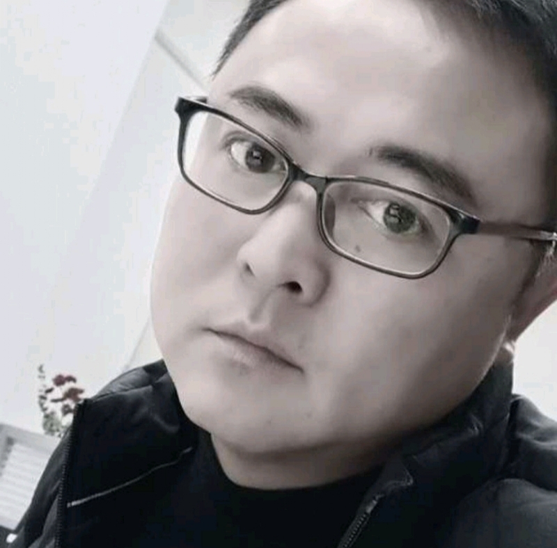 小石头的第二张照片--将乐相亲网