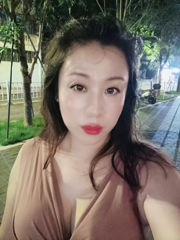 叶子青青的第一张照片--将乐相亲网