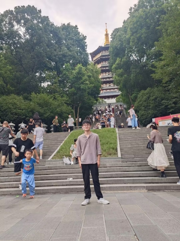 阳光男孩的第五张照片--将乐相亲网
