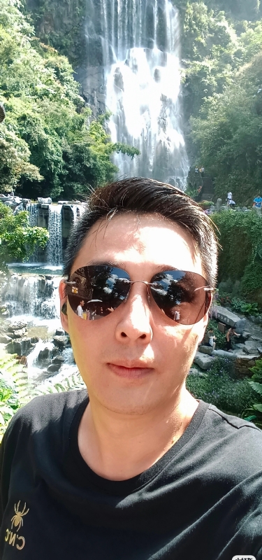 小小帅哥的第一张照片--将乐相亲网