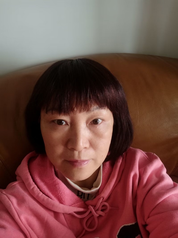 红玫瑰的第一张照片--将乐相亲网