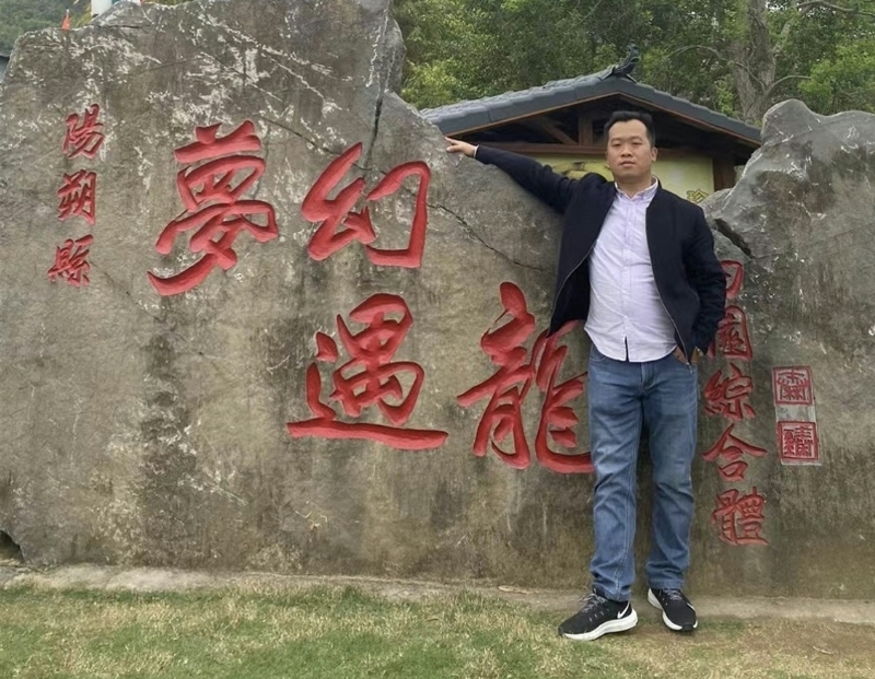 快乐每一天的第一张照片--将乐相亲网