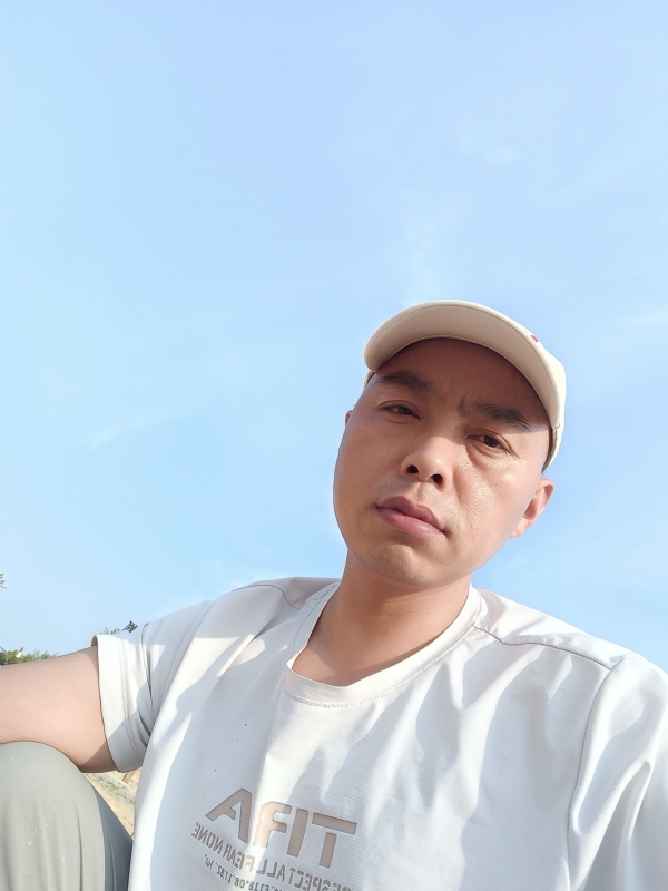 哥哥的第一张照片--将乐相亲网