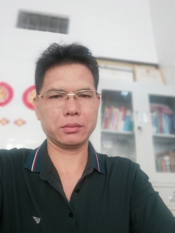 后视镜的第一张照片--将乐相亲网