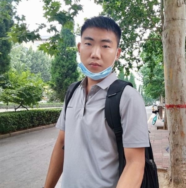 90年男征婚的第一张照片--将乐相亲网