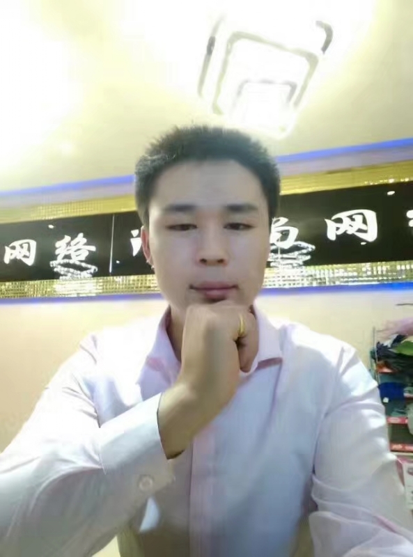 沉默寡言的第一张照片--将乐相亲网