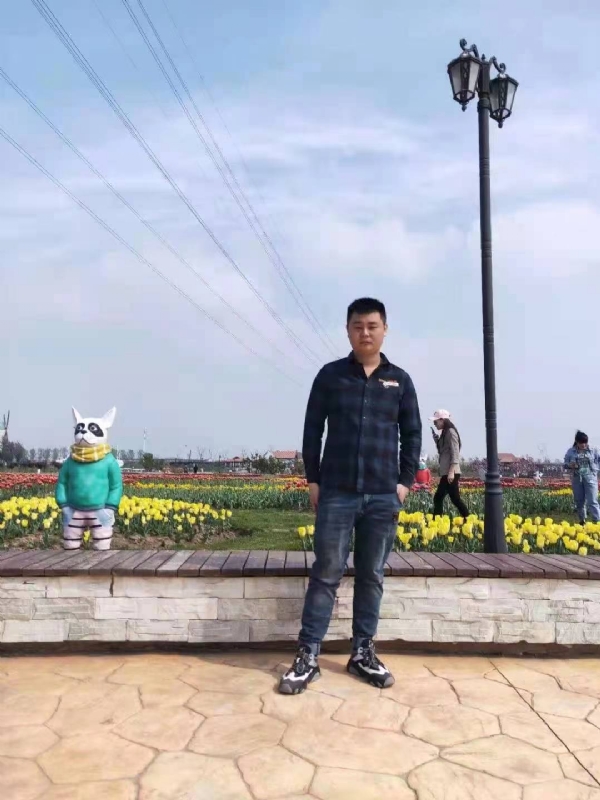 海阔天空的第一张照片--将乐相亲网