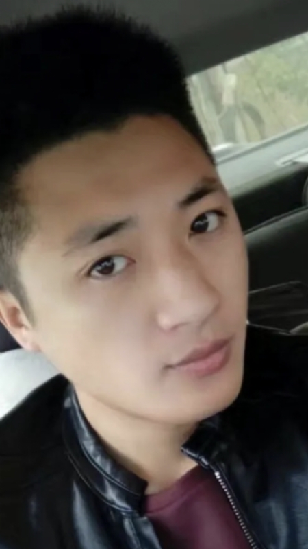 小汤米的第二张照片--将乐相亲网