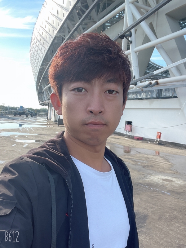 绅士大男孩的第一张照片--将乐相亲网