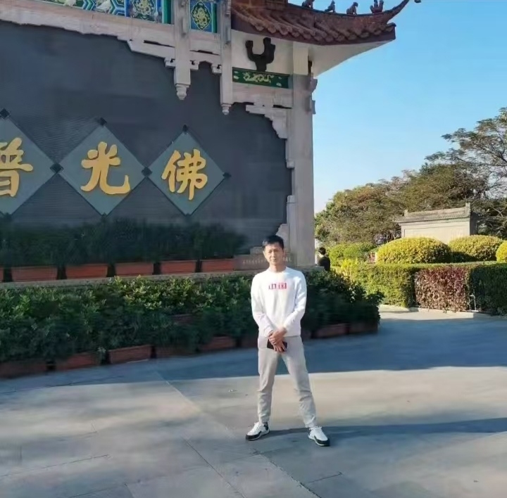 星艺的第一张照片--将乐相亲网
